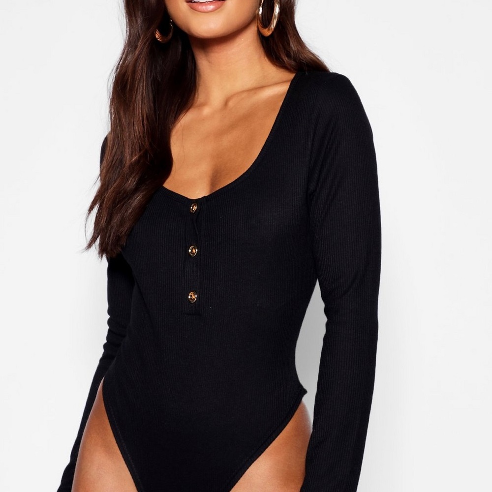 NWT! BooHoo petite bodysuit